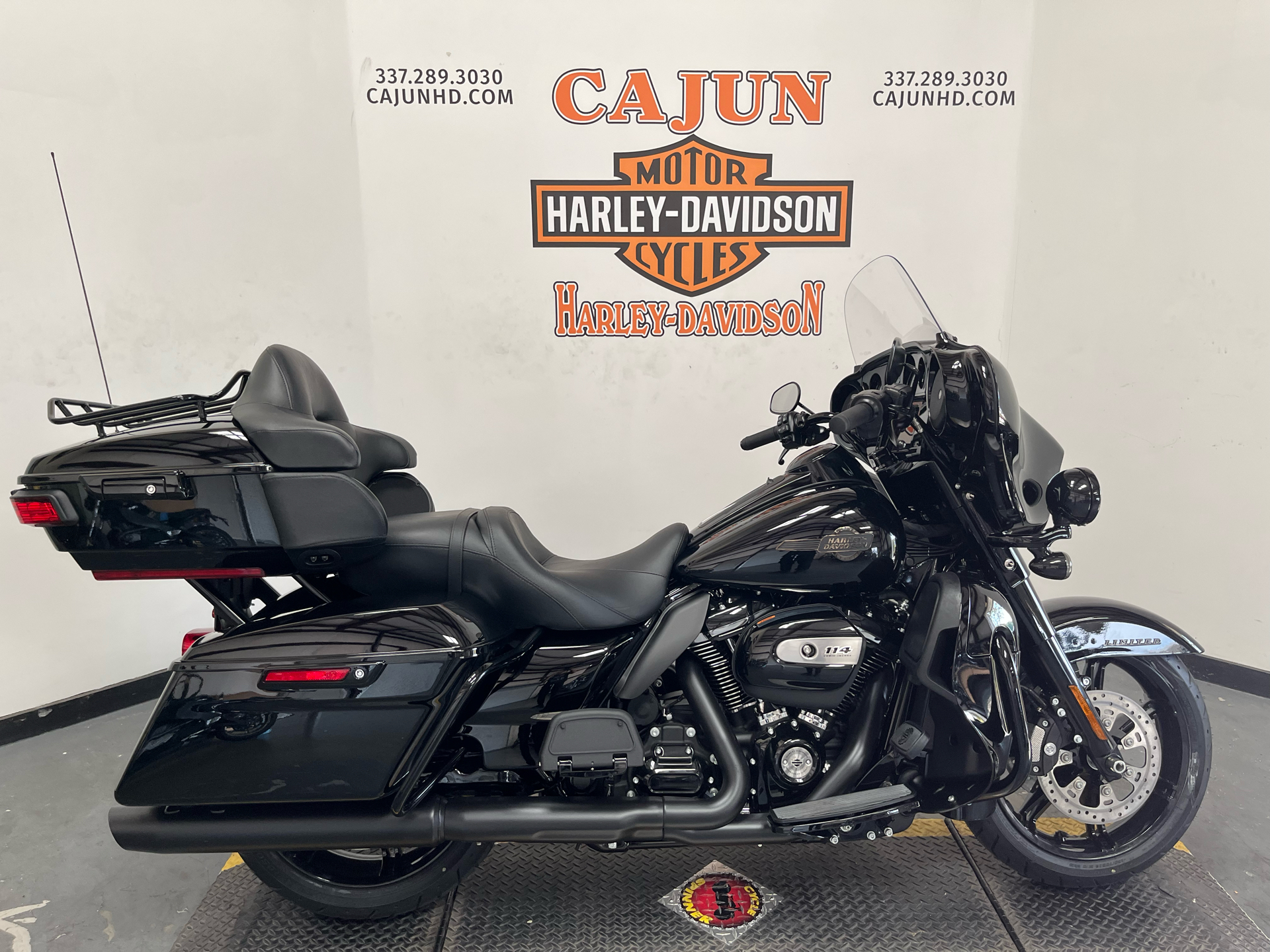 2023 Harley-Davidson Ultra Limited in Scott, Louisiana - Photo 1