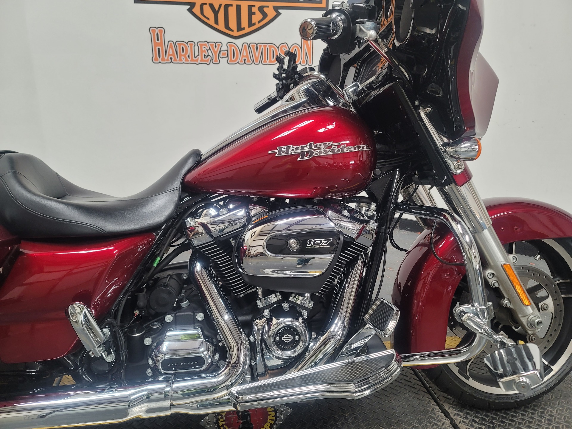 2017 Harley-Davidson Street Glide® Special in Scott, Louisiana - Photo 9