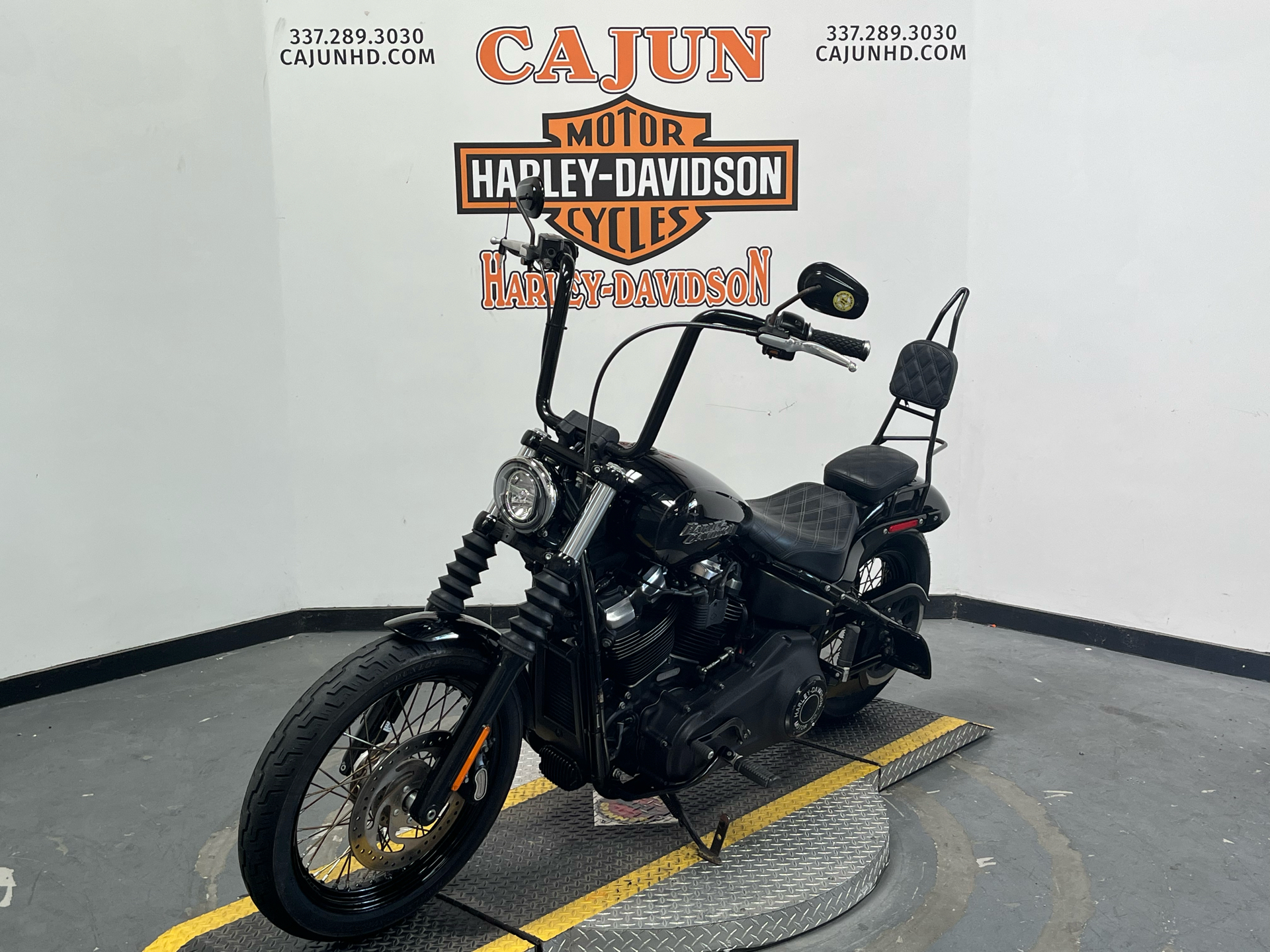 Harley-Davidson Street Bob - Photo 3