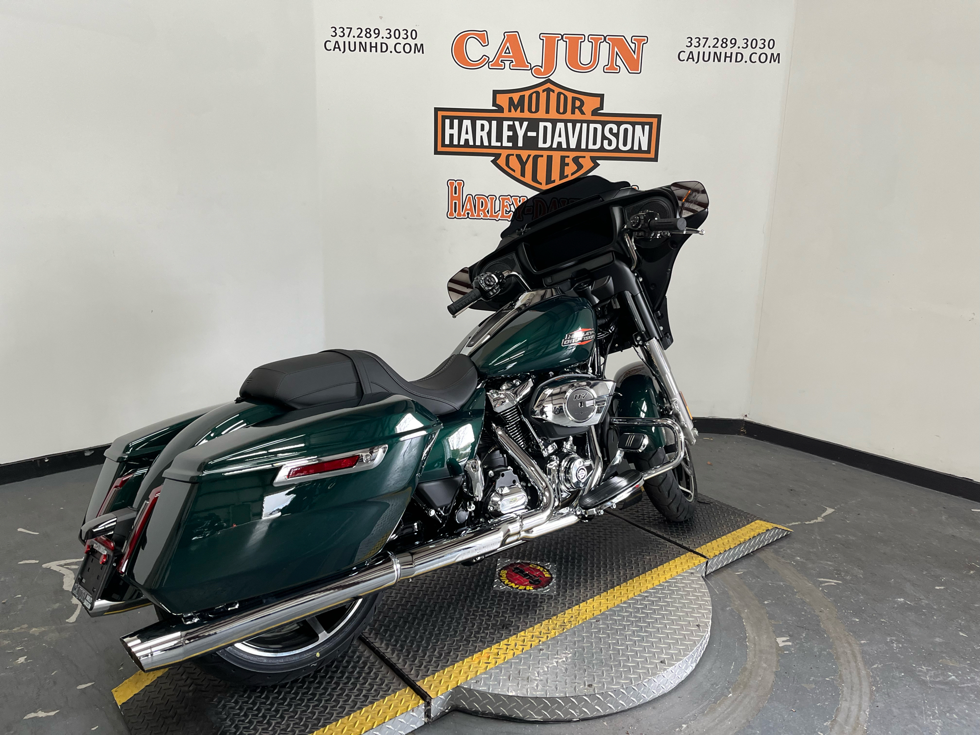 2024 Harley-Davidson Street Glide® in Scott, Louisiana - Photo 4