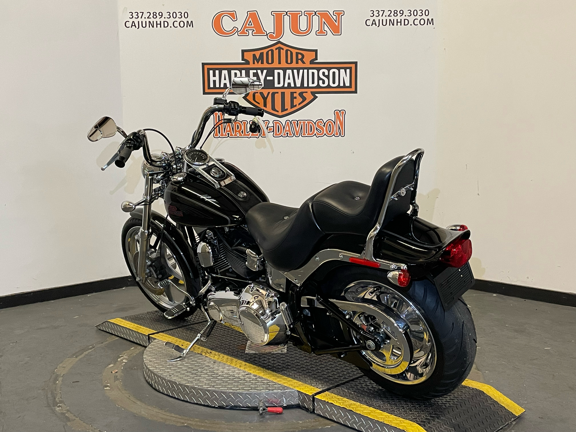 2008 Harley-Davidson Softail® Custom in Scott, Louisiana - Photo 4
