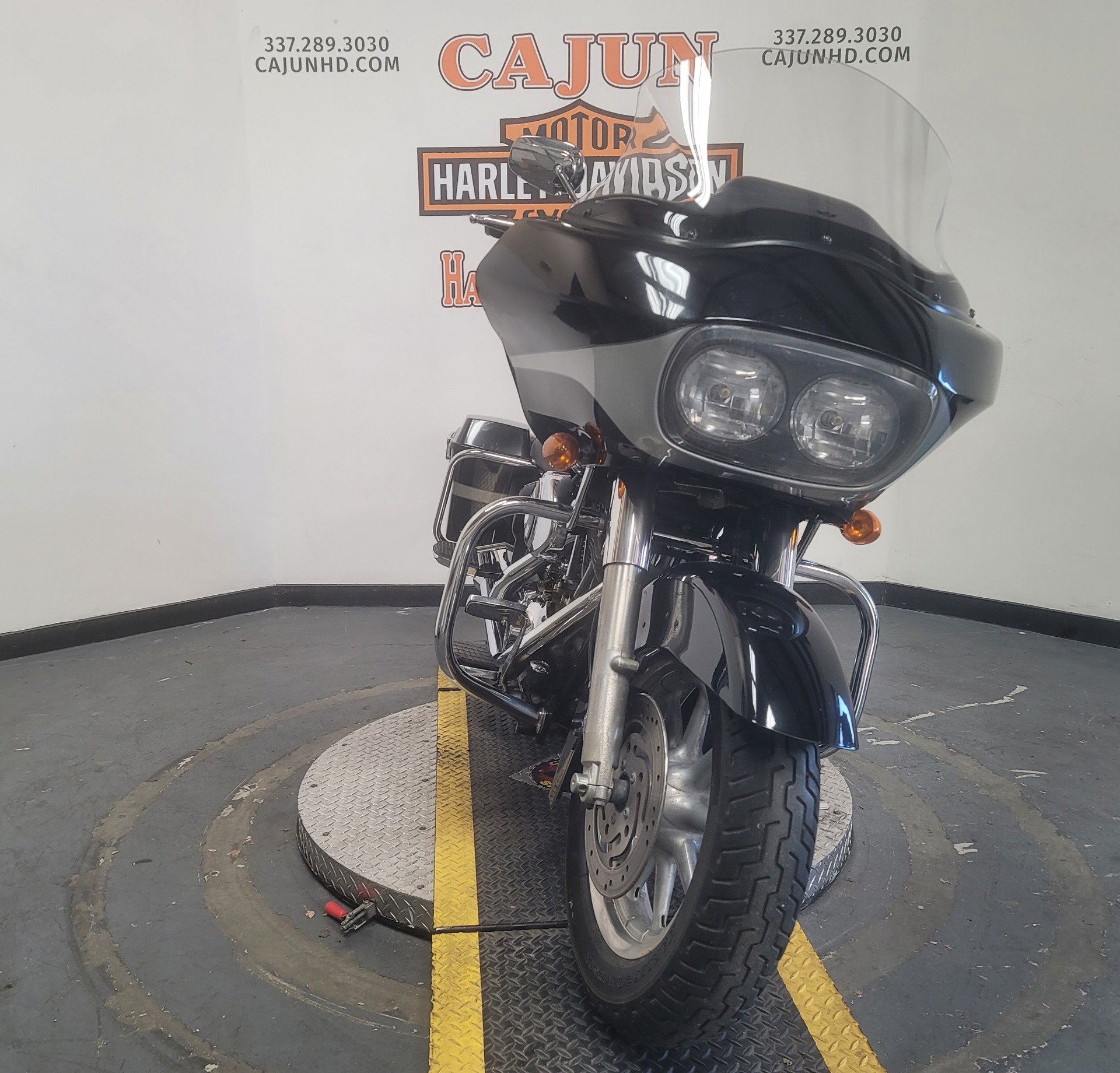 road glide pre owned - Photo 3