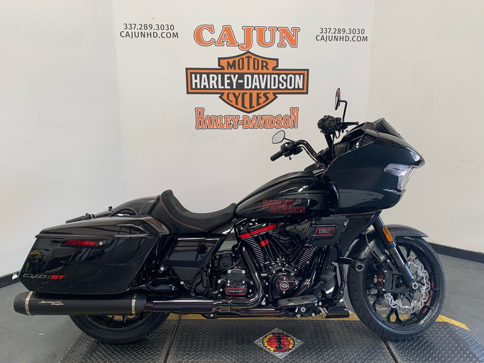 2024 Harley-Davidson CVO™ Road Glide® ST in Scott, Louisiana - Photo 1