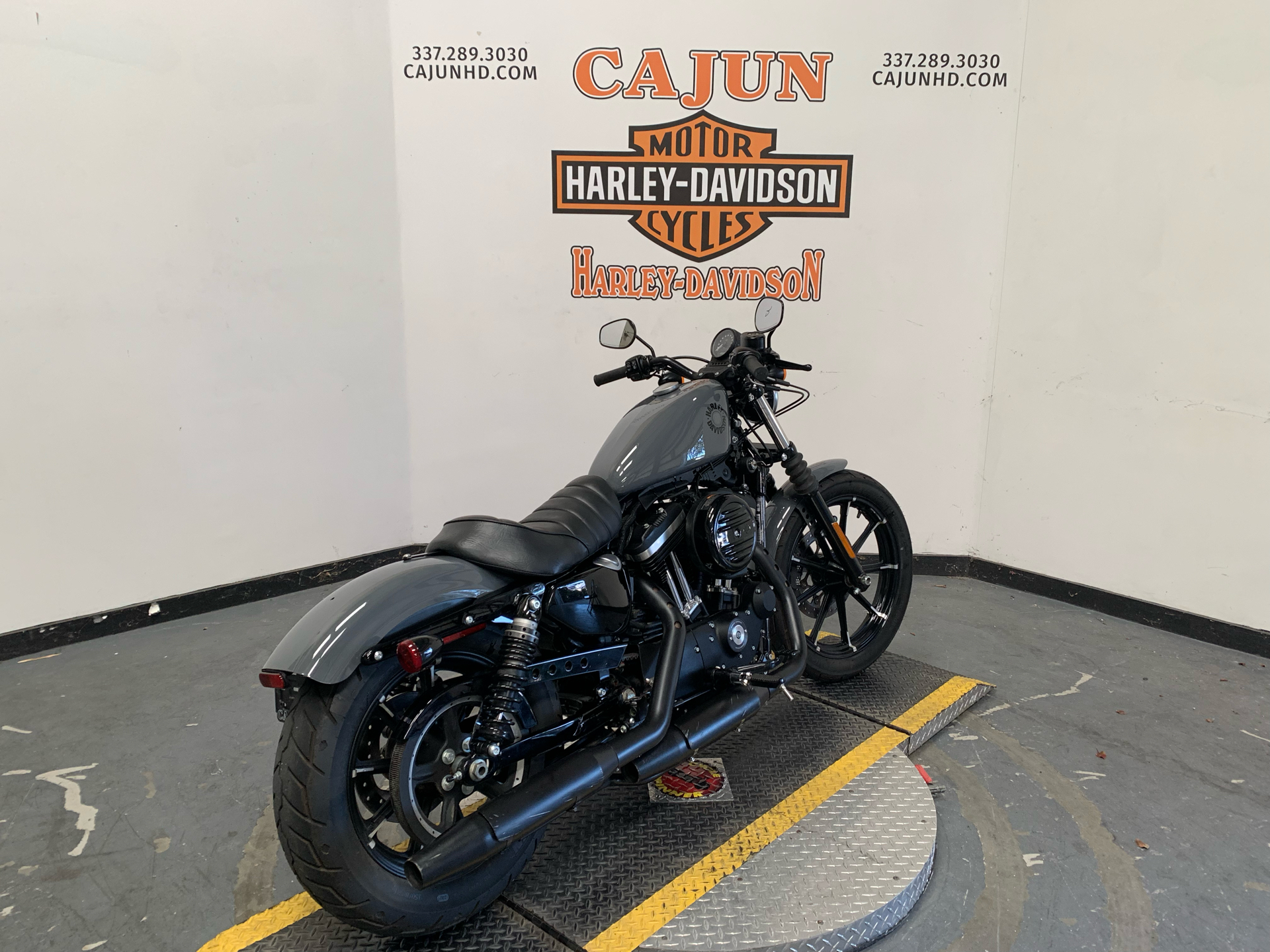 2022 Harley-Davidson Iron 883™ in Scott, Louisiana - Photo 2