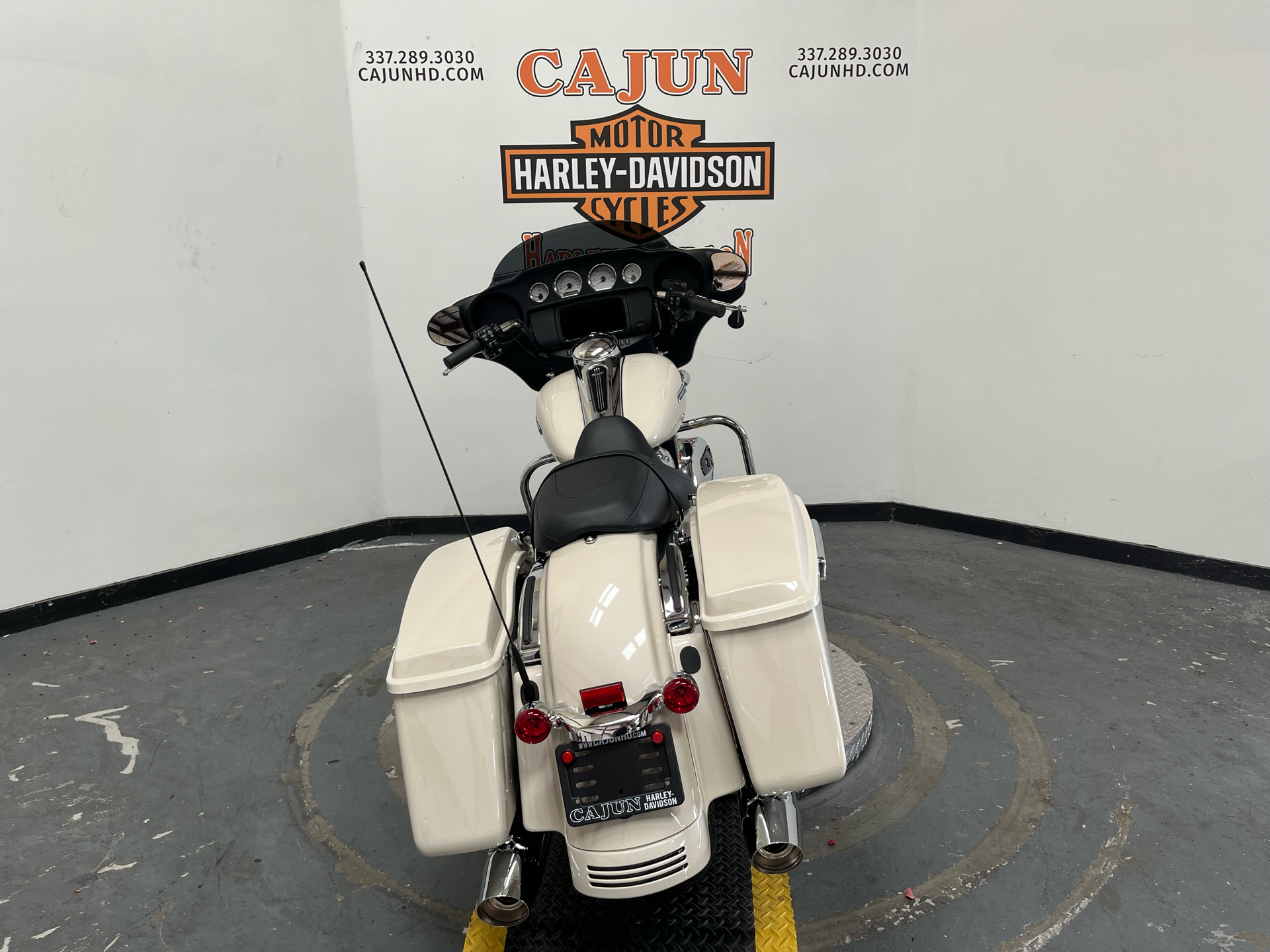 2022 Harley-Davidson Street Glide® in Scott, Louisiana - Photo 6