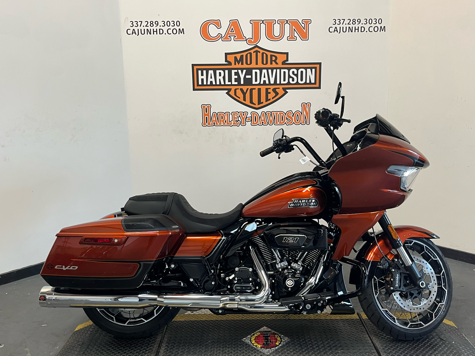 2023 Harley-Davidson CVO™ Road Glide® in Scott, Louisiana - Photo 1