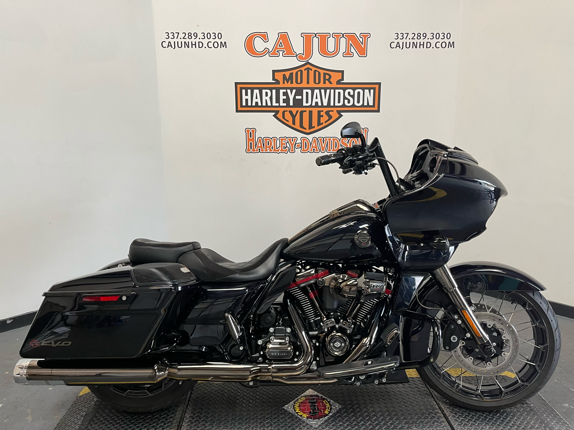 2022 Harley-Davidson CVO™ Road Glide® in Scott, Louisiana - Photo 1