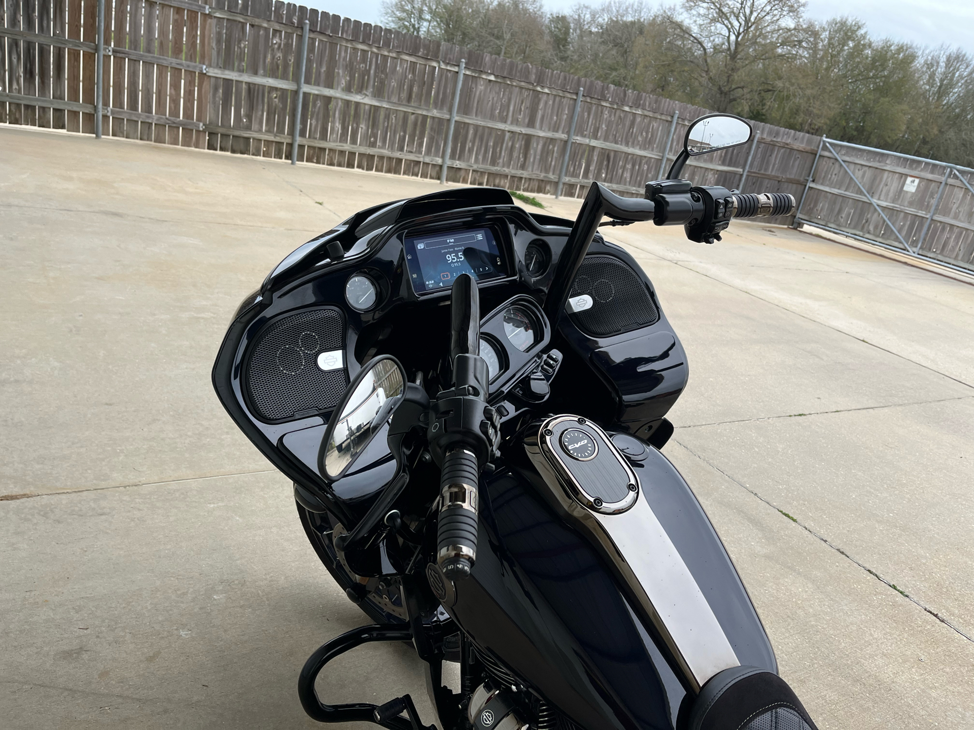 2022 Harley-Davidson CVO™ Road Glide® in Scott, Louisiana - Photo 15