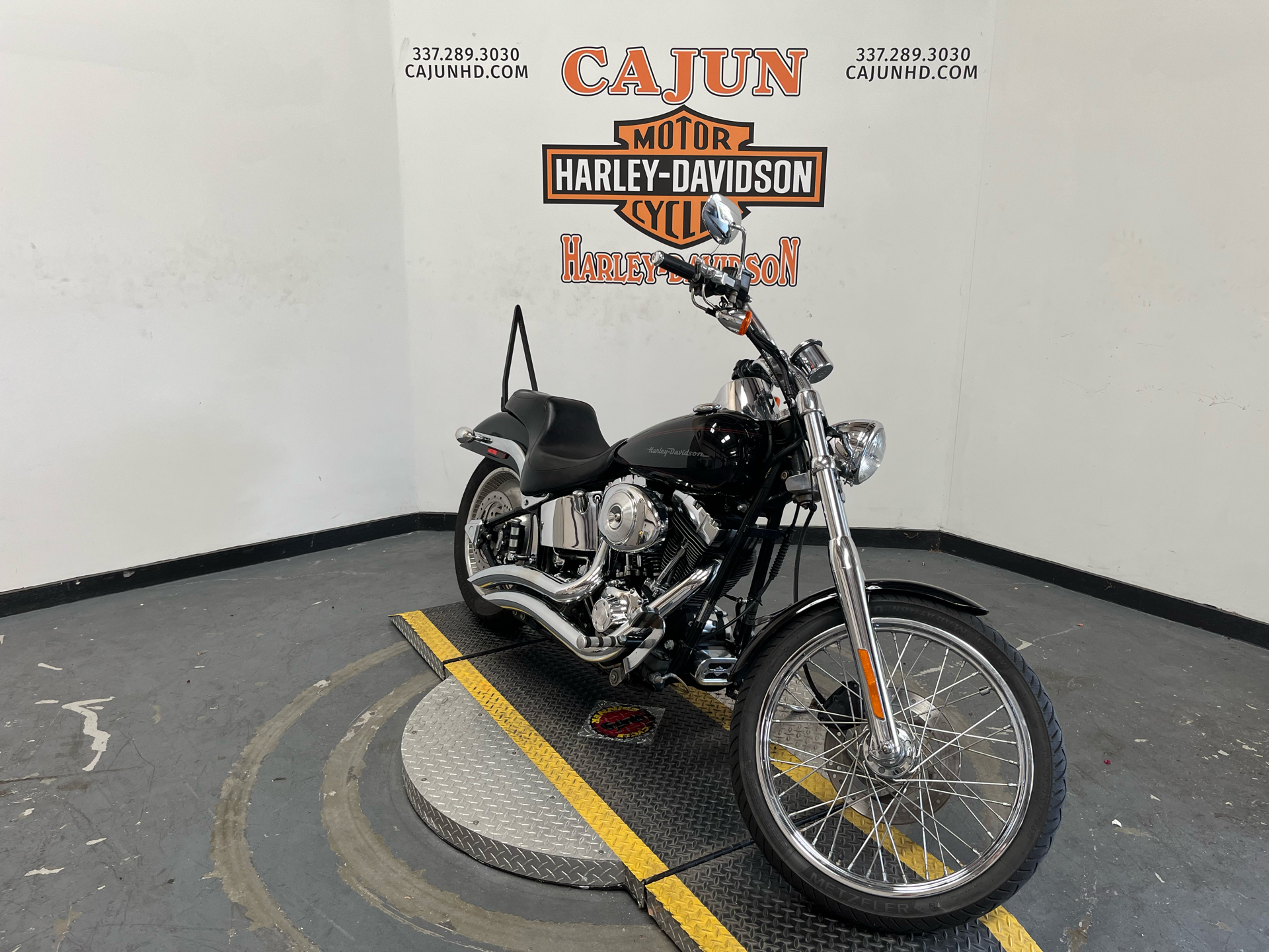 2000 Harley-Davidson FXSTD Softail® Deuce™ in Scott, Louisiana - Photo 4
