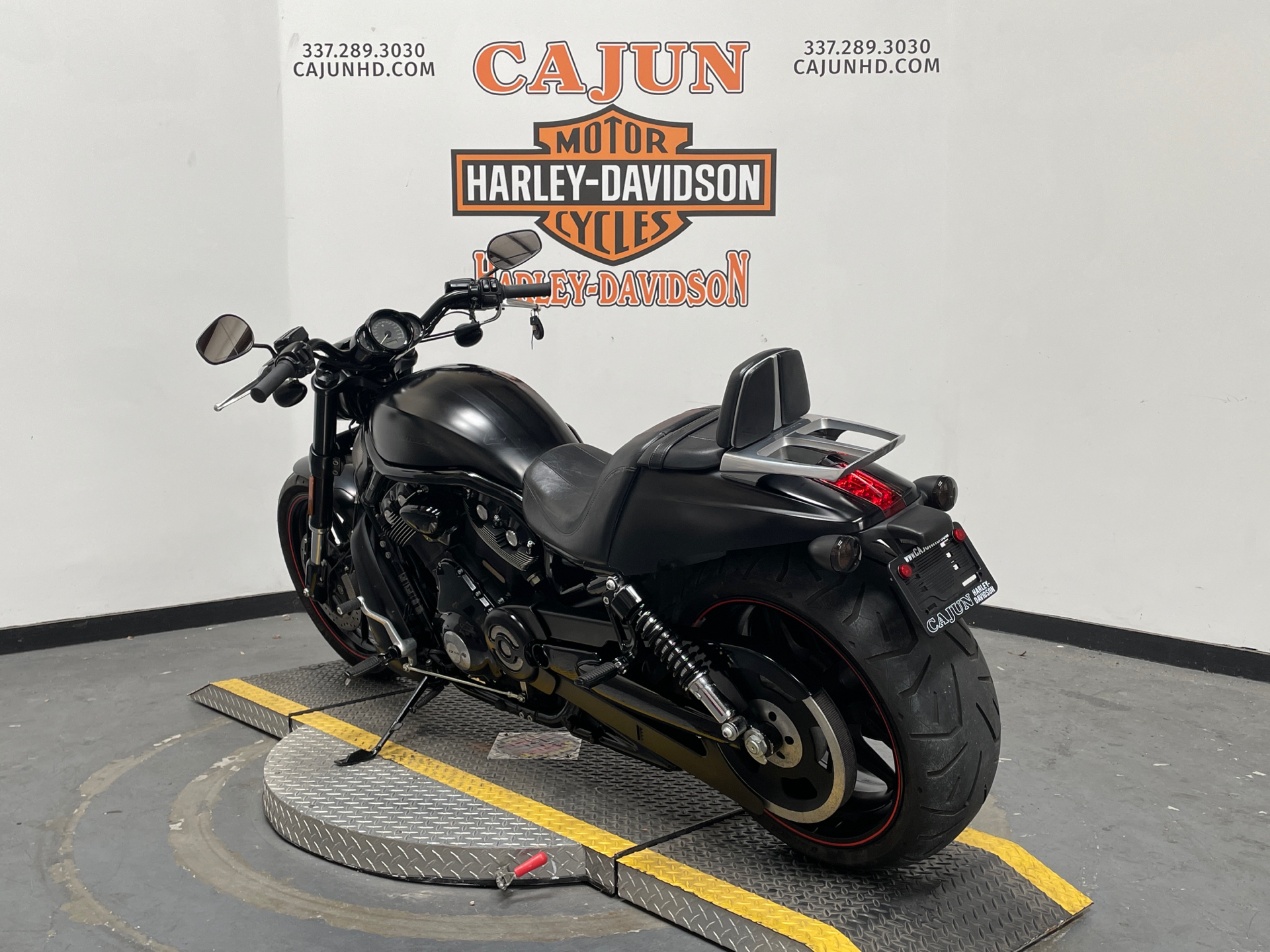 Harley-Davidson Night Rod Special - Photo 3