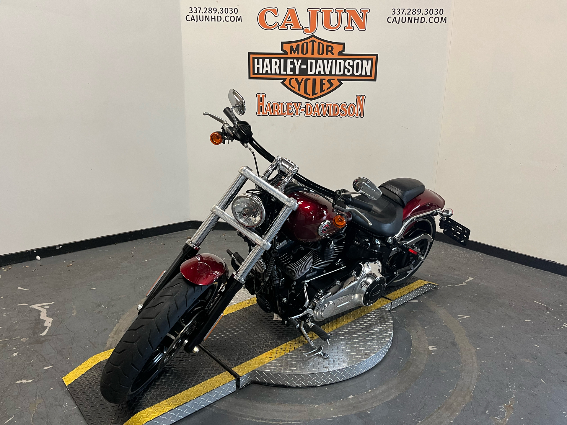 2016 Harley-Davidson Breakout® in Scott, Louisiana - Photo 6