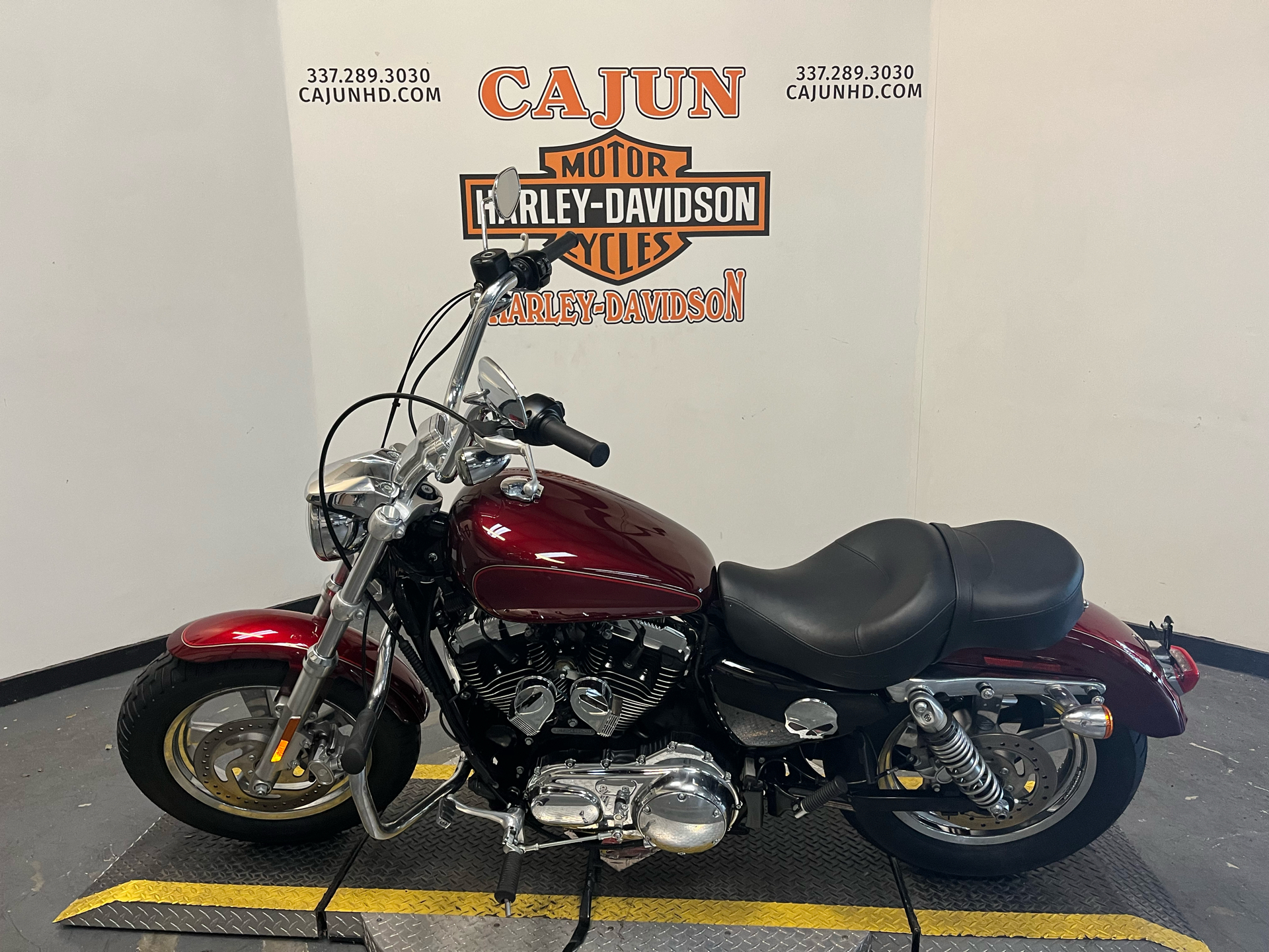 2016 Harley-Davidson 1200 Custom in Scott, Louisiana - Photo 7
