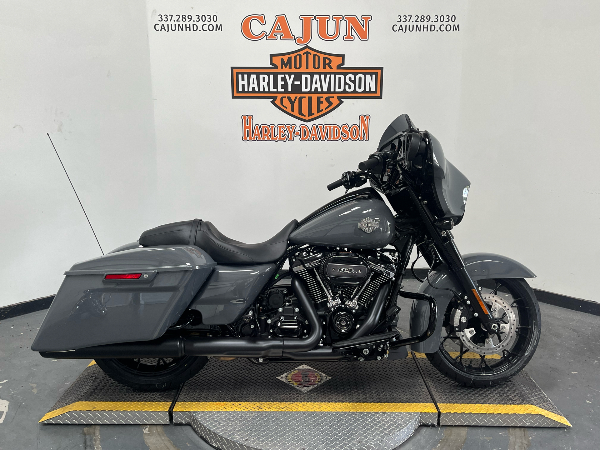 2022 Harley-Davidson Street Glide® Special in Scott, Louisiana - Photo 1