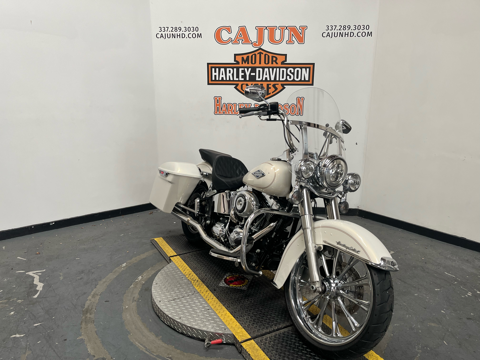 2014 Harley-Davidson Heritage Softail® Classic in Scott, Louisiana - Photo 4