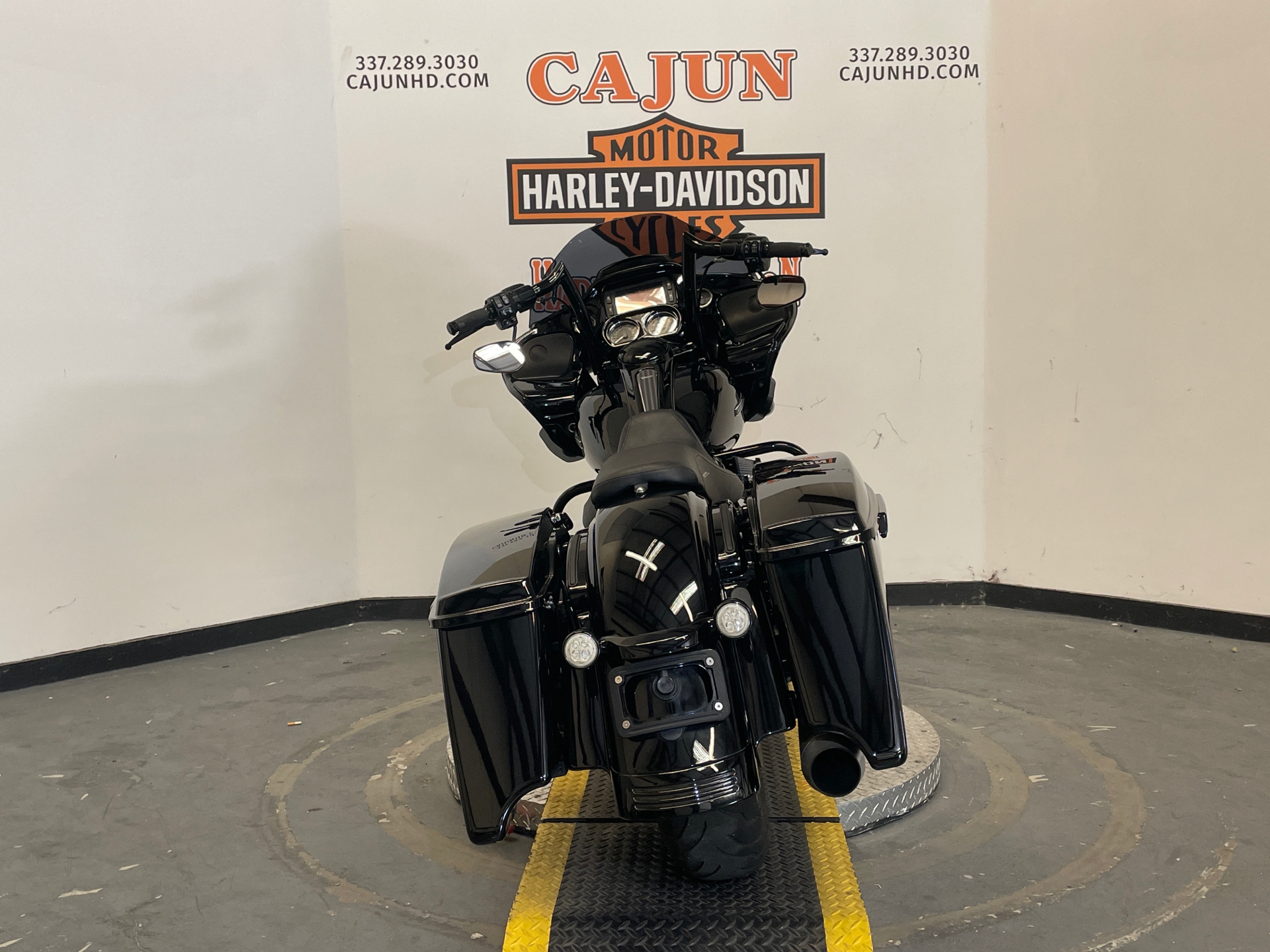 2018 Harley-Davidson Road Glide near me - Photo 8