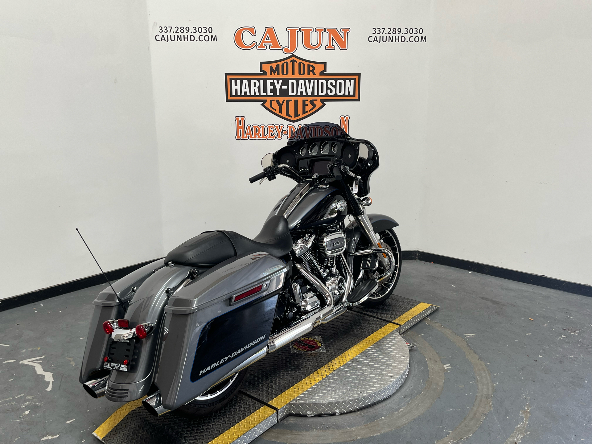2021 Harley-Davidson Street Glide® Special in Scott, Louisiana - Photo 3