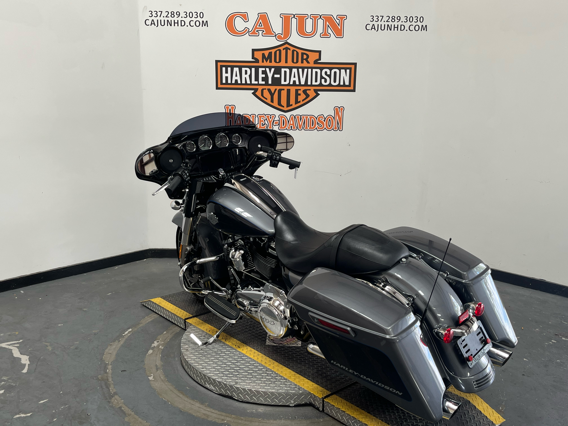 2021 Harley-Davidson Street Glide® Special in Scott, Louisiana - Photo 5