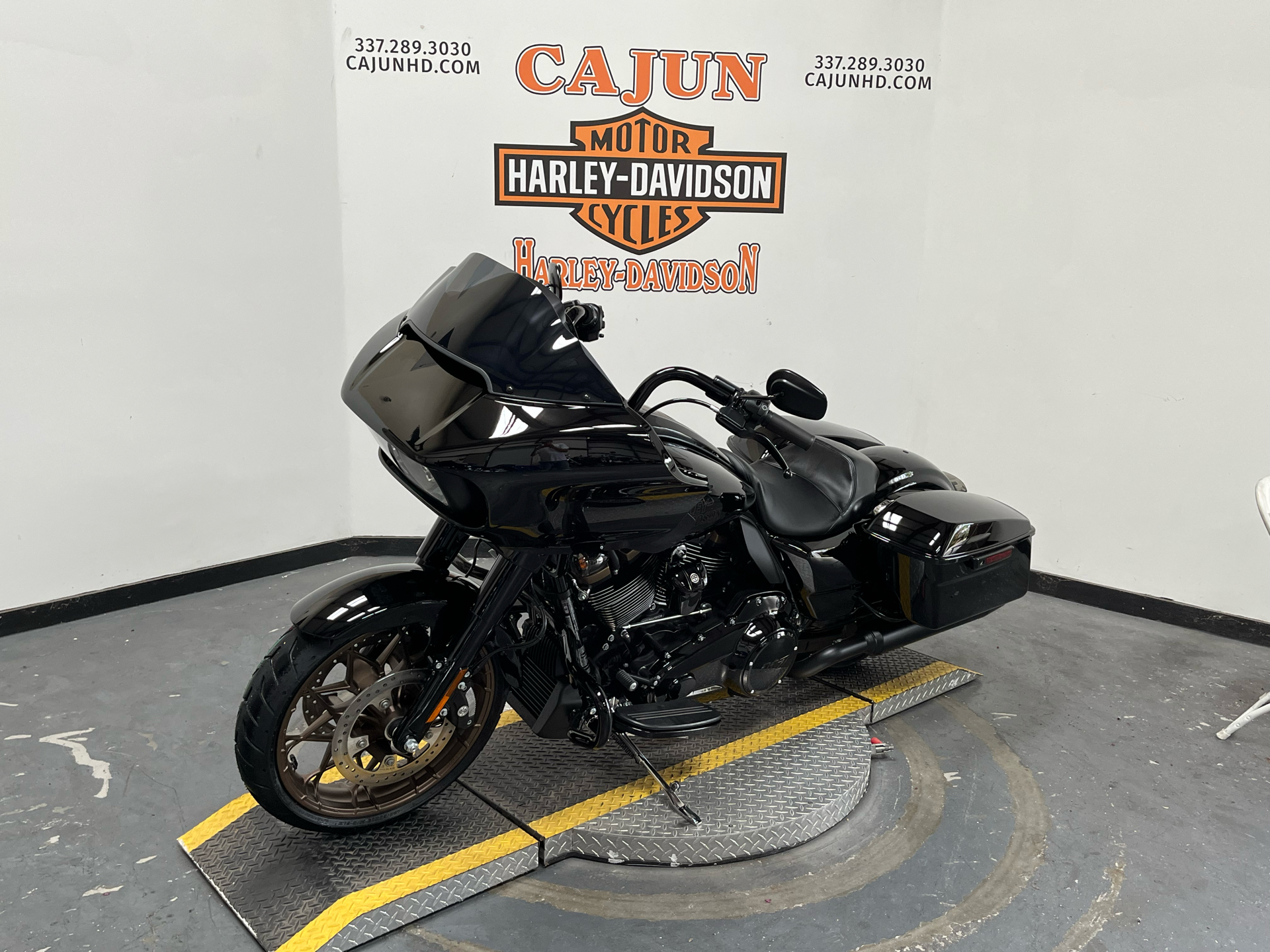 2022 Harley-Davidson Road Glide black - Photo 4
