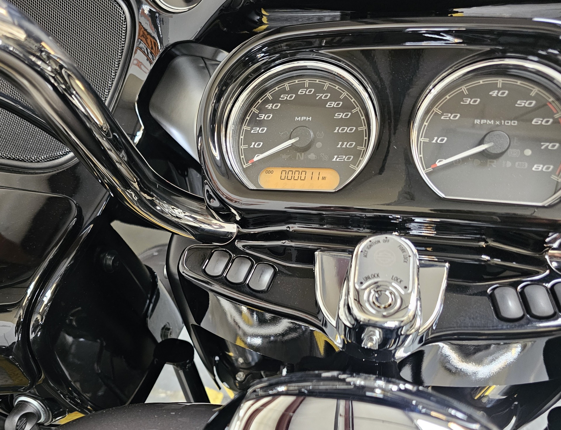 2023 Harley-Davidson Road Glide® Special in Scott, Louisiana - Photo 9