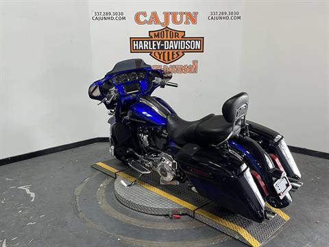 2017 Harley-Davidson CVO™ Street Glide® in Scott, Louisiana - Photo 5