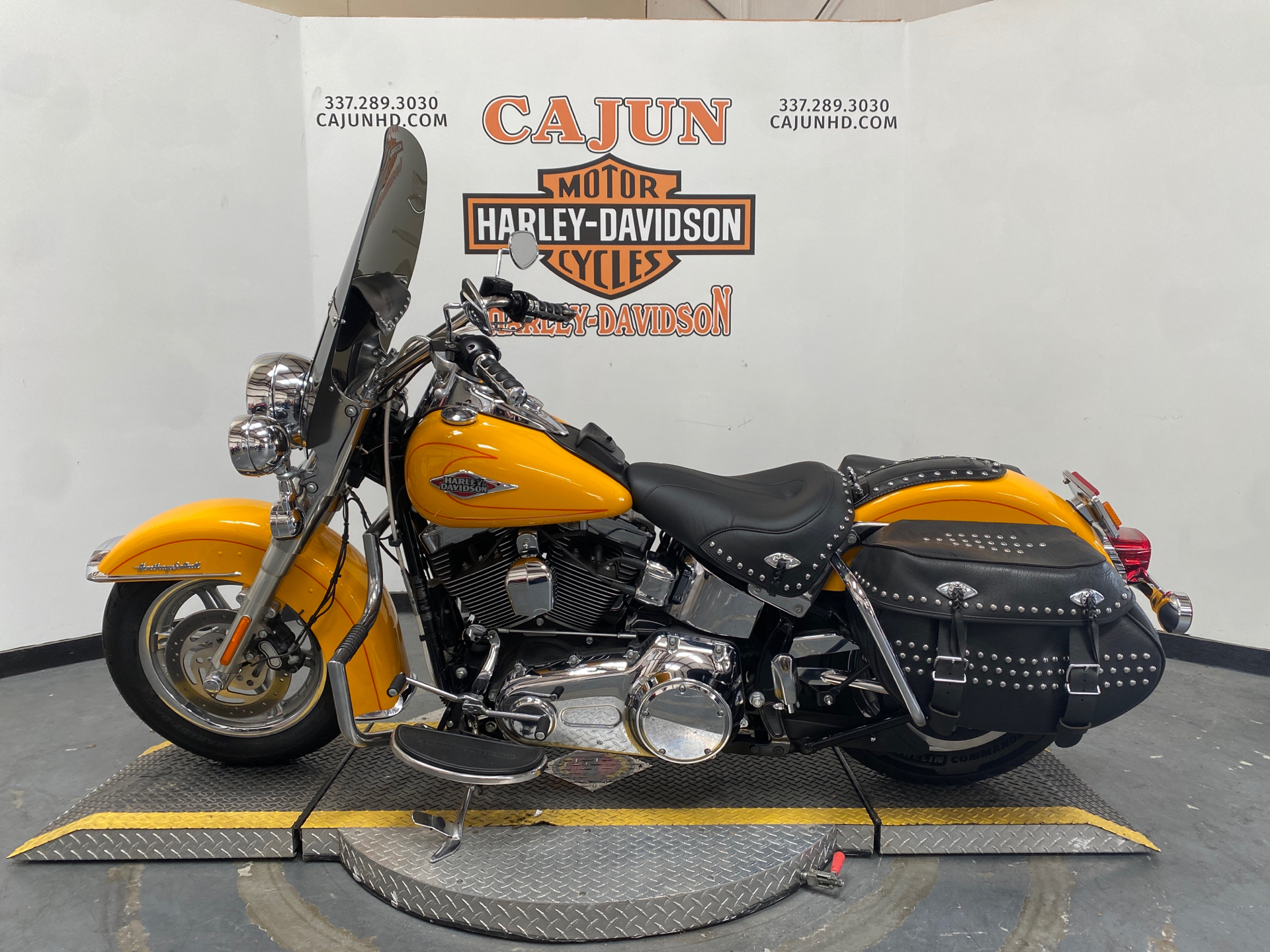 2011 Harley Heritage Softail Special - Photo 2