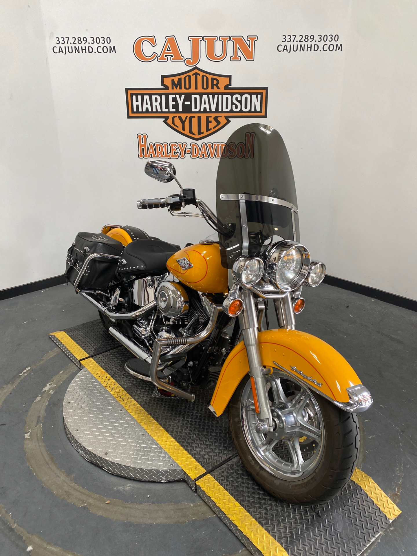 2011 Harley-Davidson Heritage Softail Special yellow - Photo 5