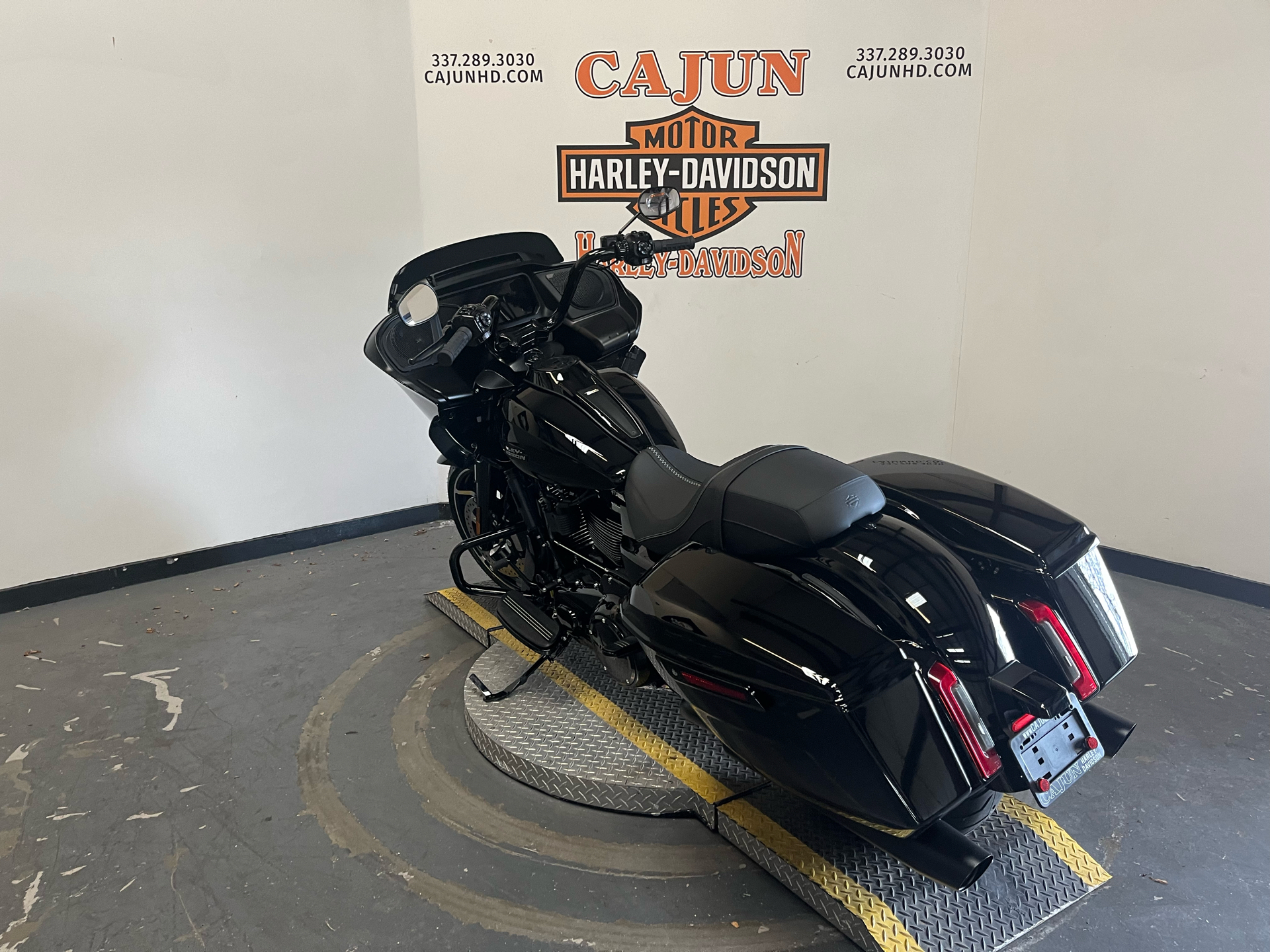2024 Harley-Davidson Road Glide® in Scott, Louisiana - Photo 2