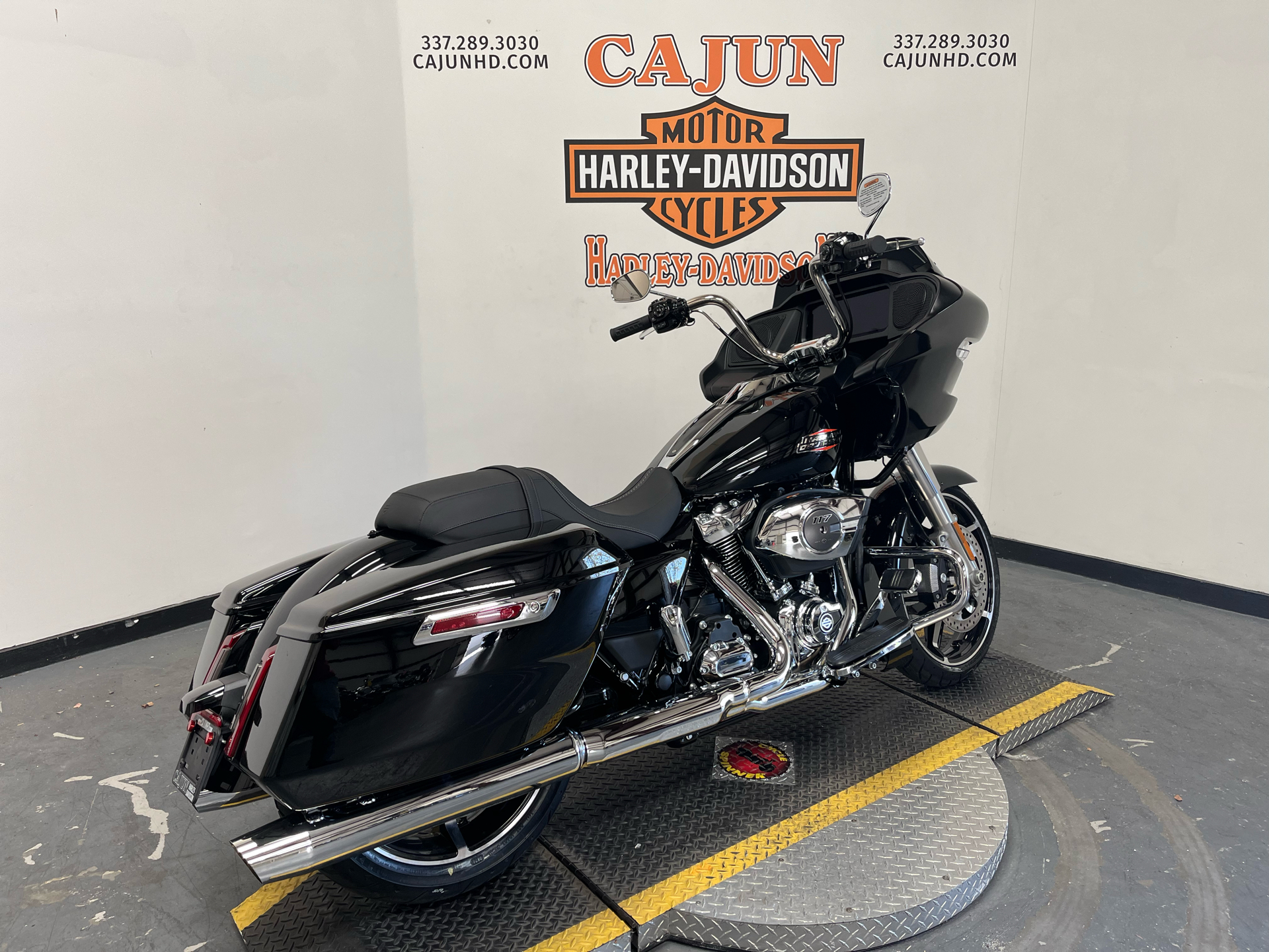 2024 Harley-Davidson Road Glide® in Scott, Louisiana - Photo 2