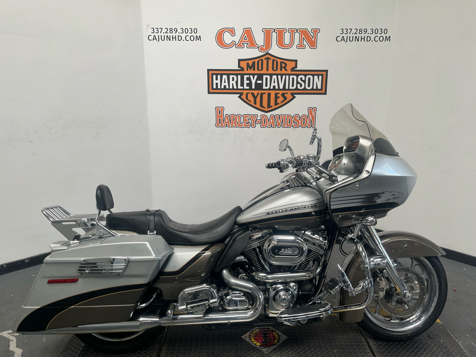 2009 Harley-Davidson CVO™ Road Glide® in Scott, Louisiana - Photo 1