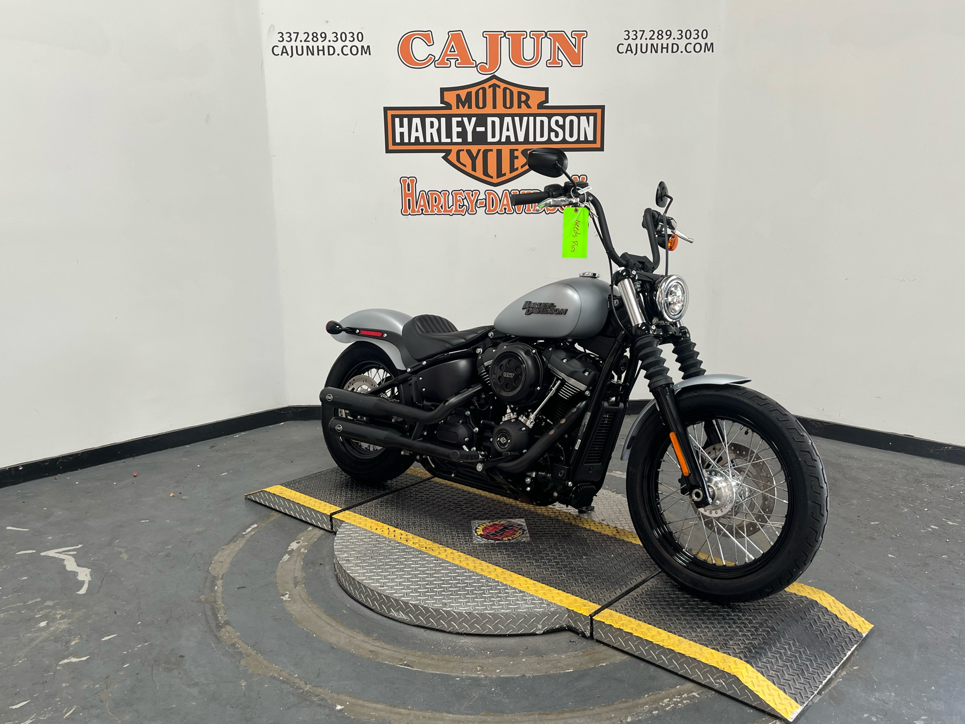 2020 Harley-Davidson Street Bob® in Scott, Louisiana - Photo 2