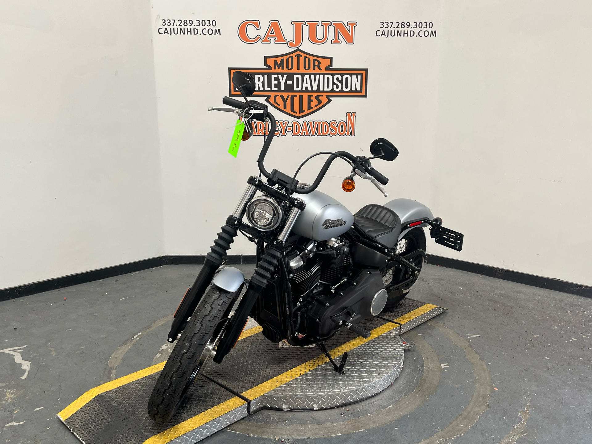 2020 Harley-Davidson Street Bob® in Scott, Louisiana - Photo 3