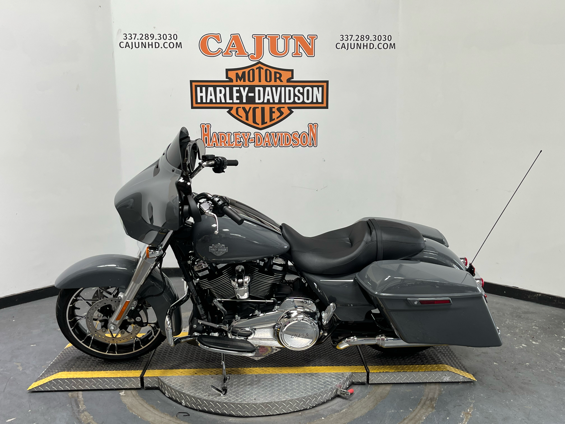 2022 Harley-Davidson Street Glide® Special in Scott, Louisiana - Photo 5