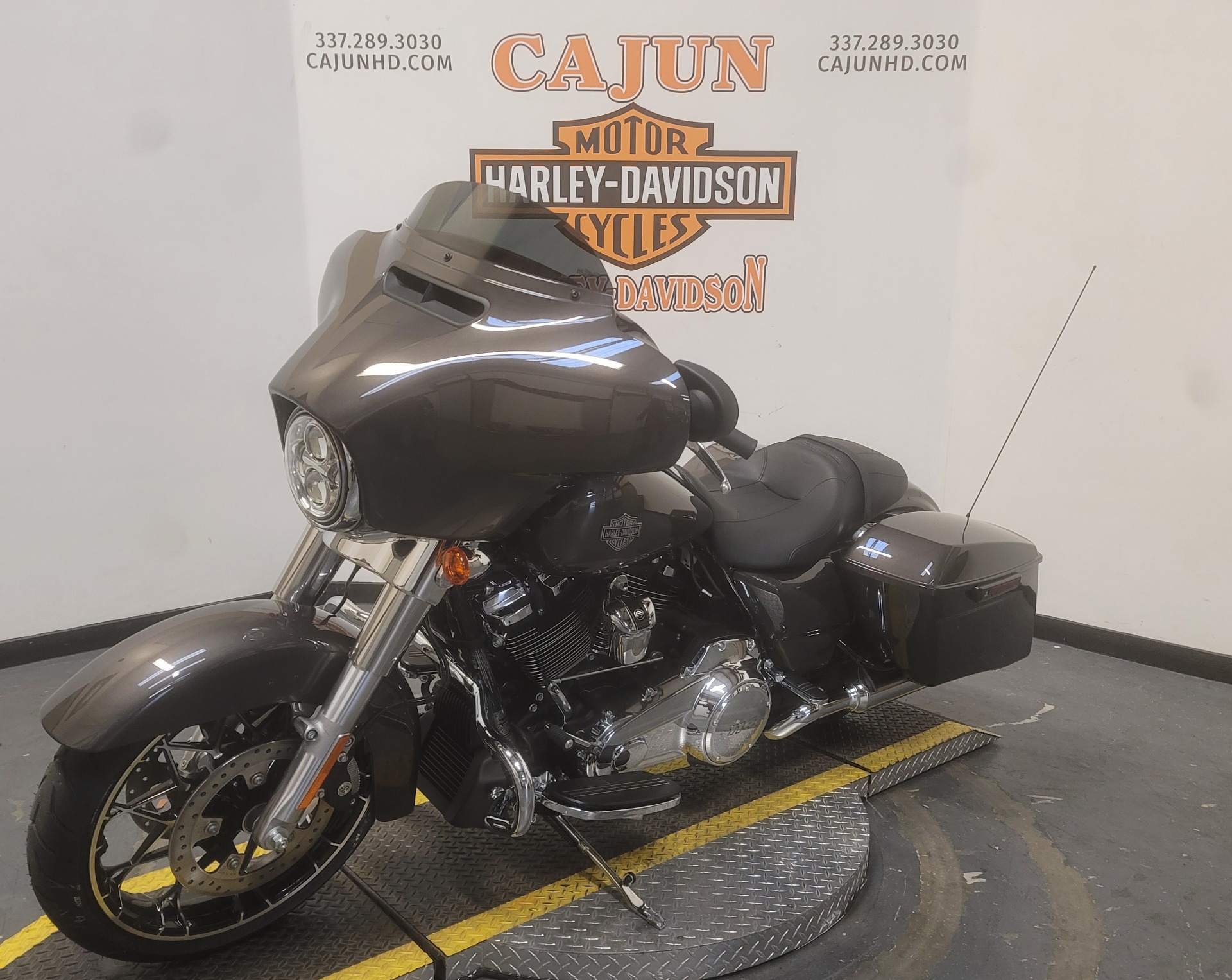2023 Harley-Davidson Street Glide® Special in Scott, Louisiana - Photo 4