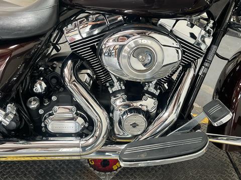 2011 Harley-Davidson Street Glide® in Scott, Louisiana - Photo 9