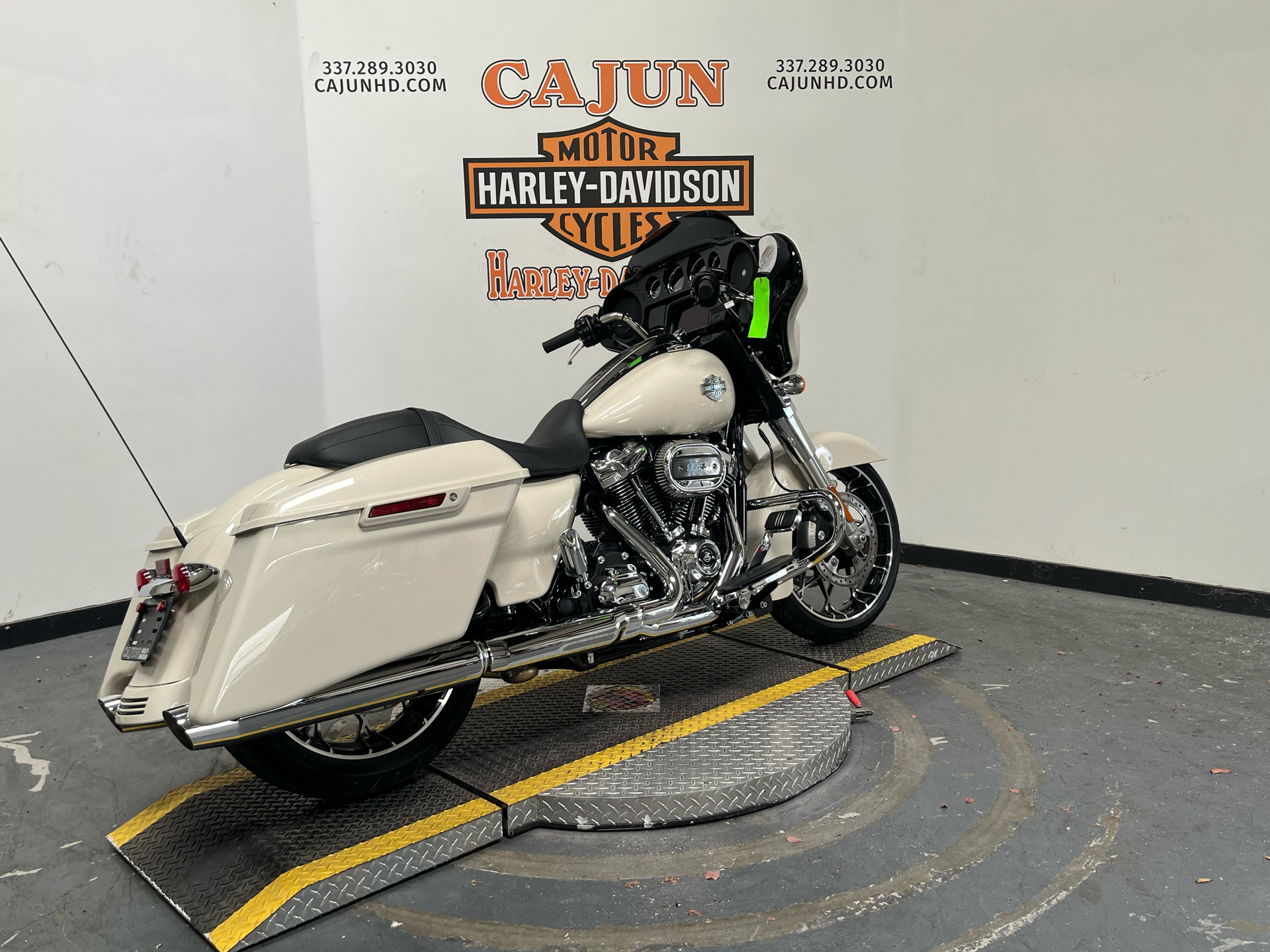 2022 Harley-Davidson Street Glide® Special in Scott, Louisiana - Photo 8