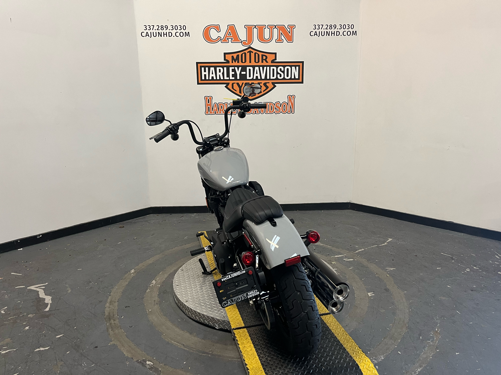 2024 Harley-Davidson Street Bob® 114 in Scott, Louisiana - Photo 2