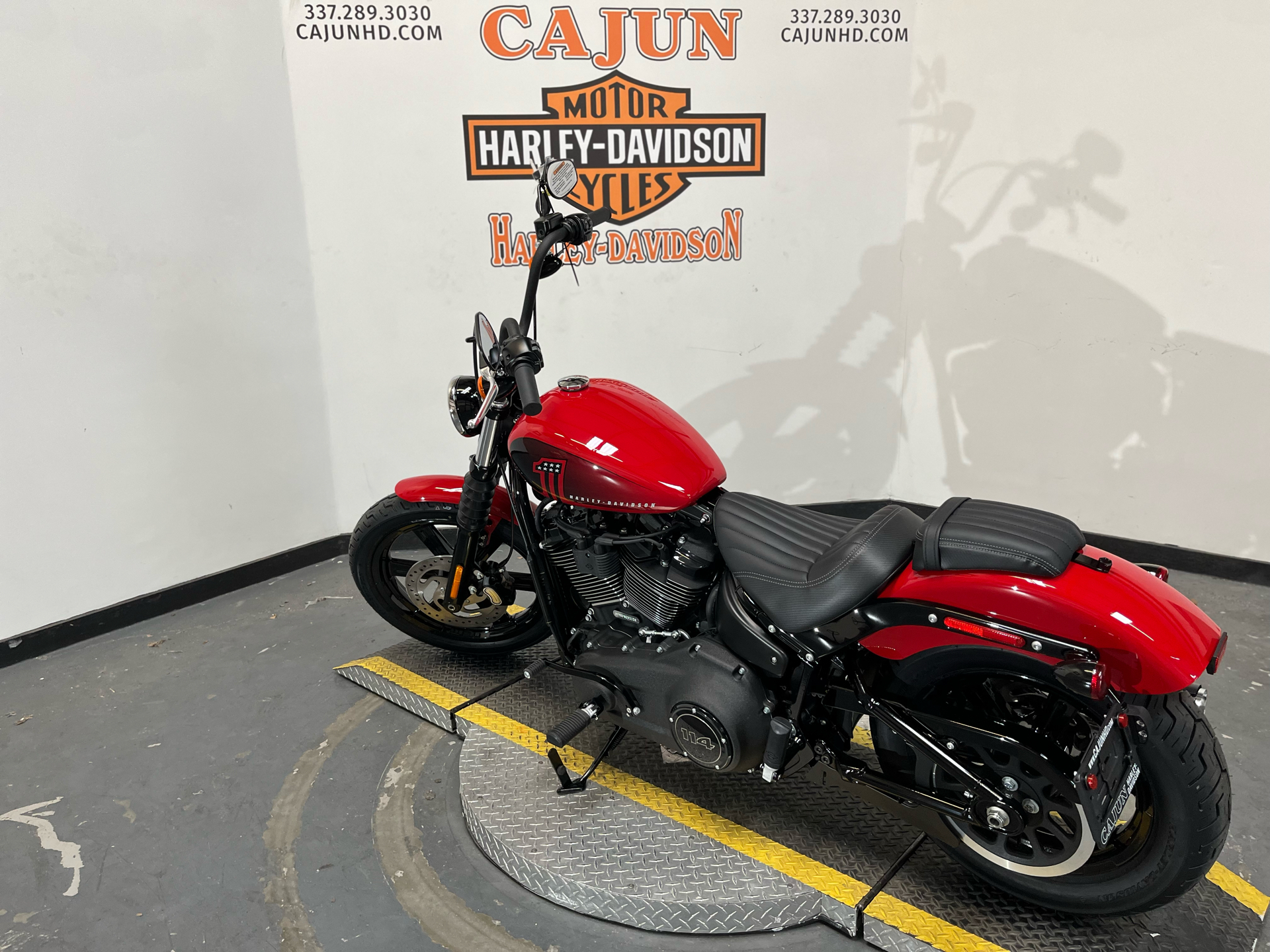 2023 Harley-Davidson Street Bob® 114 in Scott, Louisiana - Photo 6