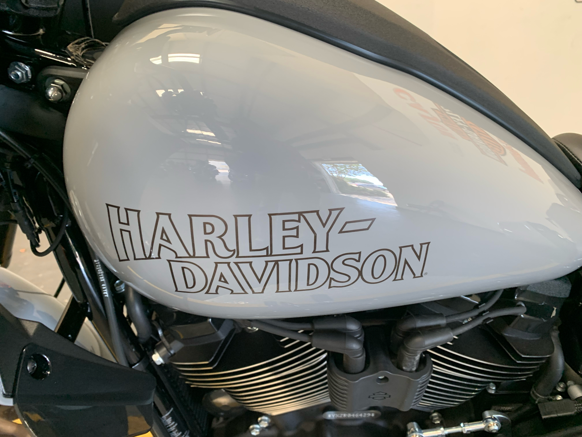 2024 Harley-Davidson Low Rider® ST in Scott, Louisiana - Photo 8