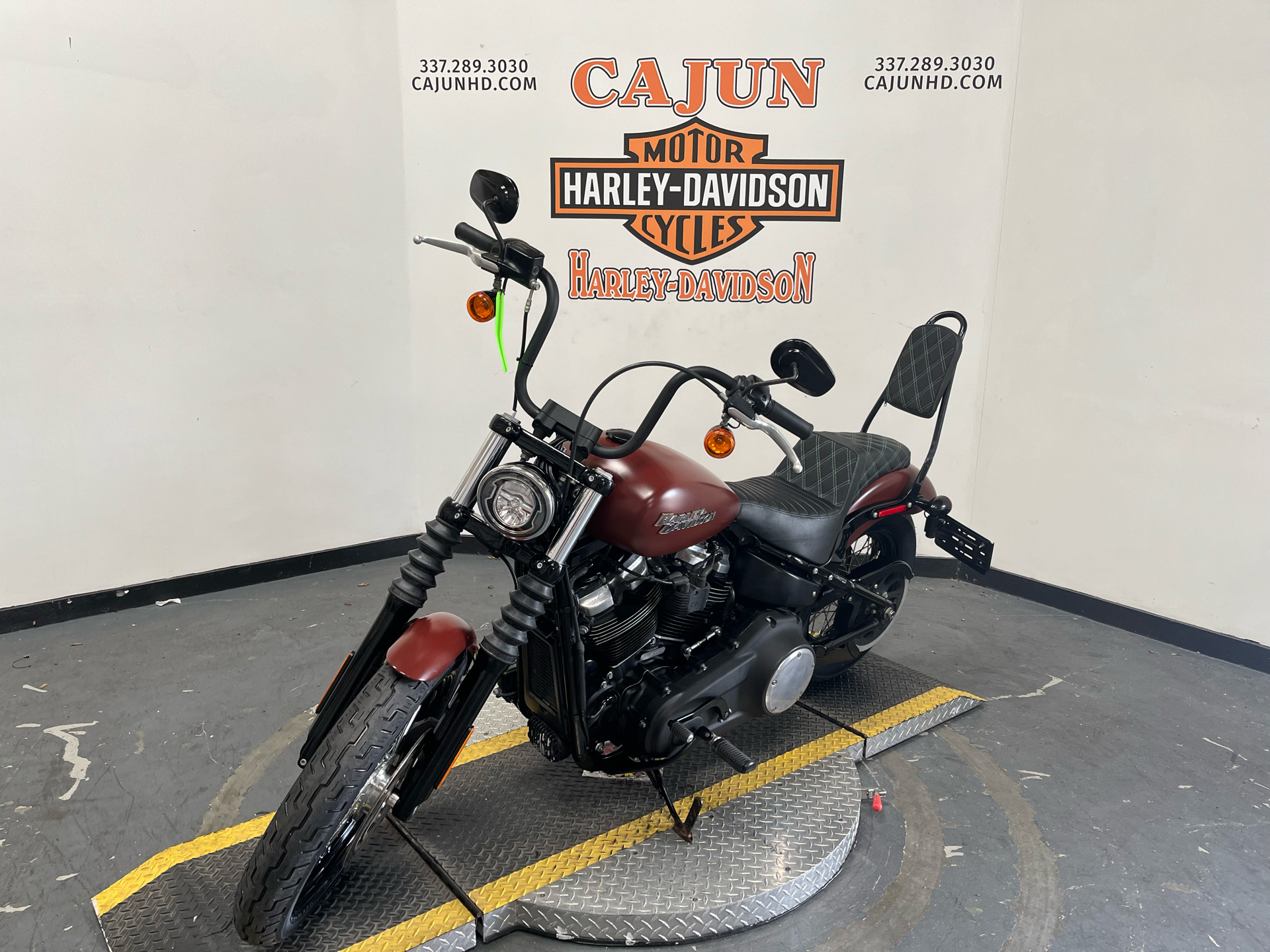 2018 Harley-Davidson Street Bob® 107 in Scott, Louisiana - Photo 6