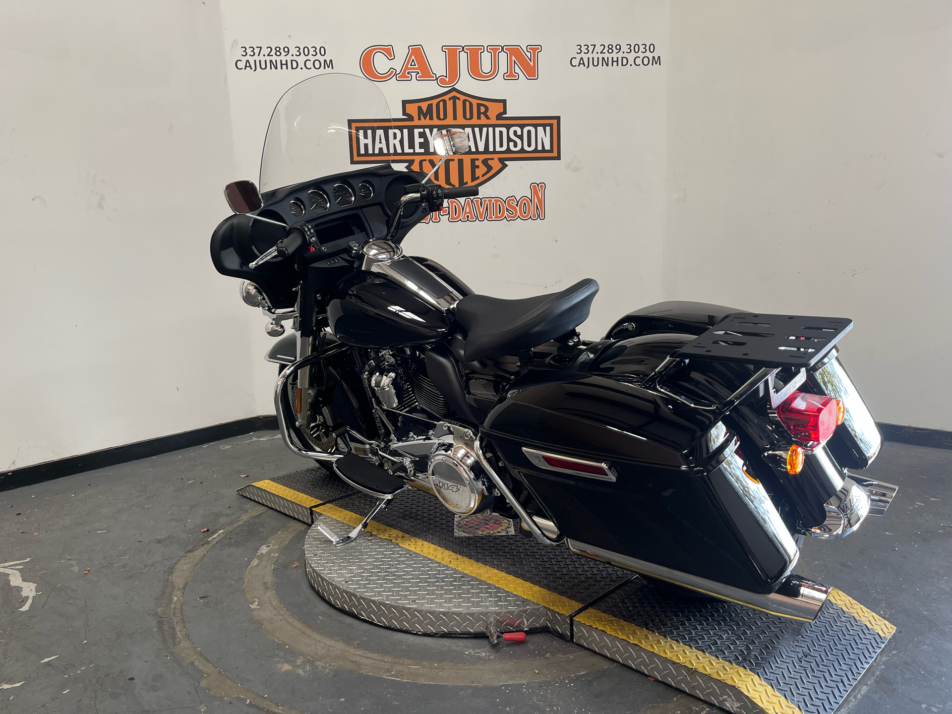 2022 Harley-Davidson Electra Glide® Standard in Scott, Louisiana - Photo 6