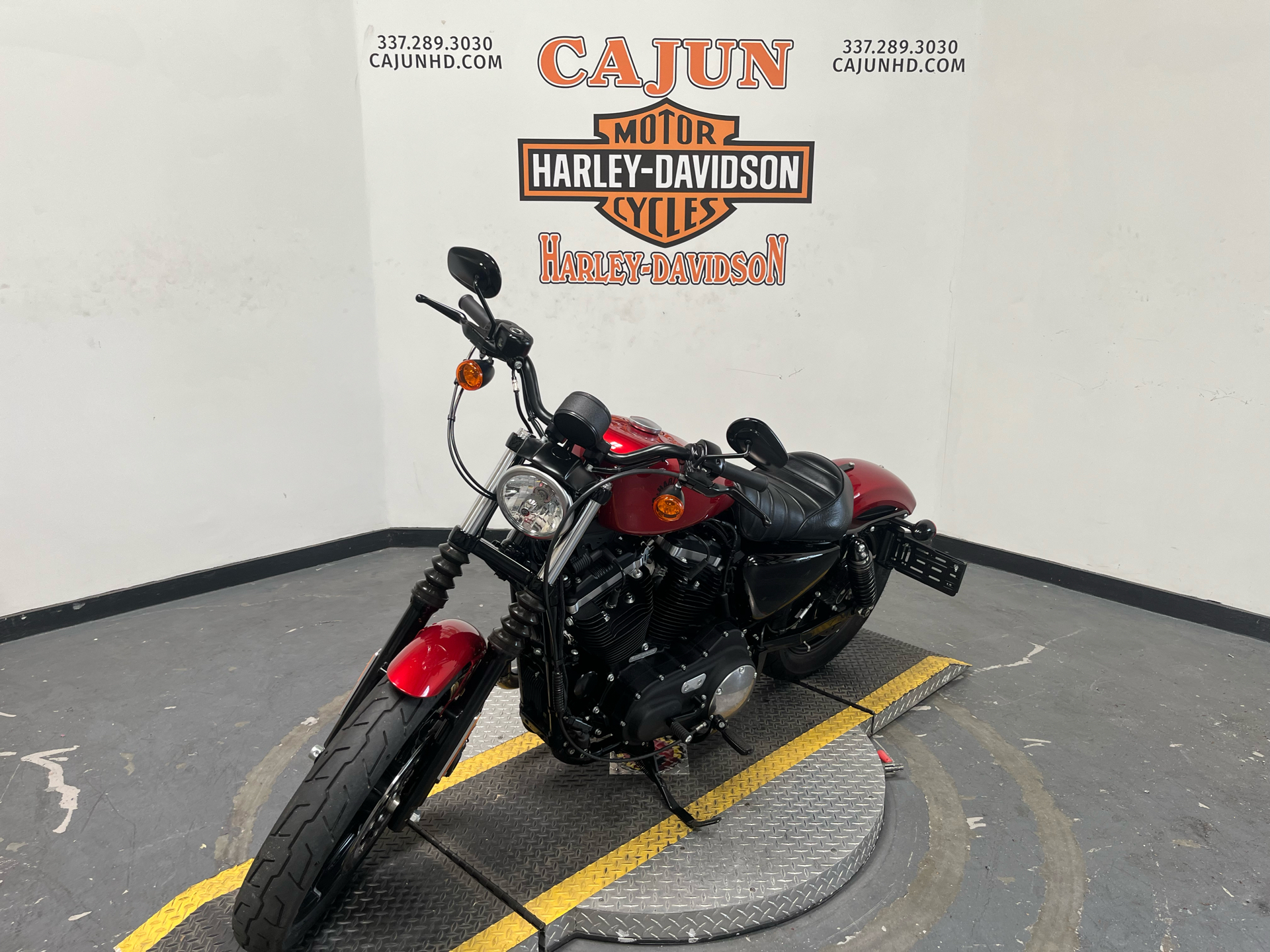 2019 Harley-Davidson Iron 883™ in Scott, Louisiana - Photo 6