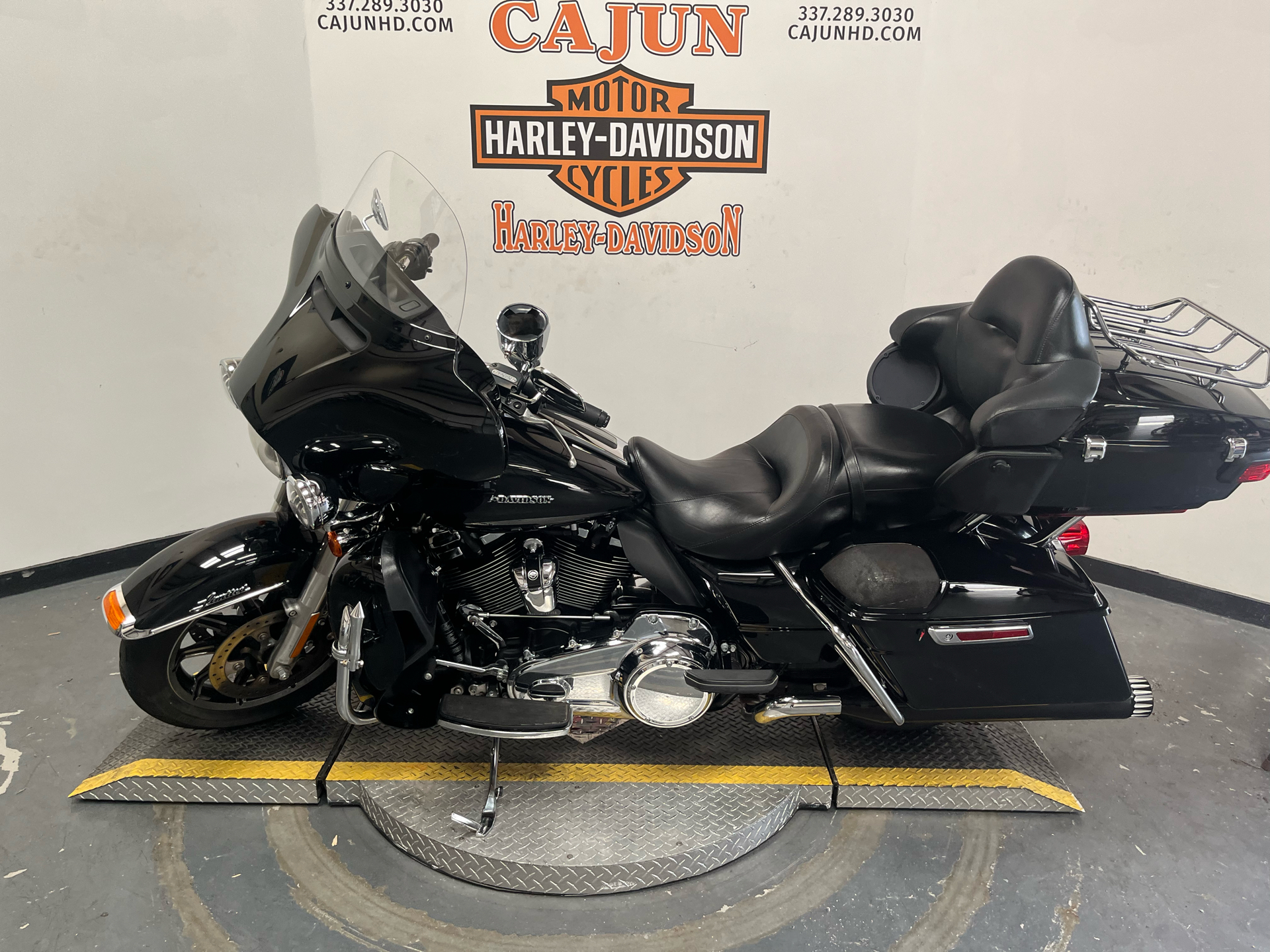 2018 Harley-Davidson Ultra Limited in Scott, Louisiana - Photo 9