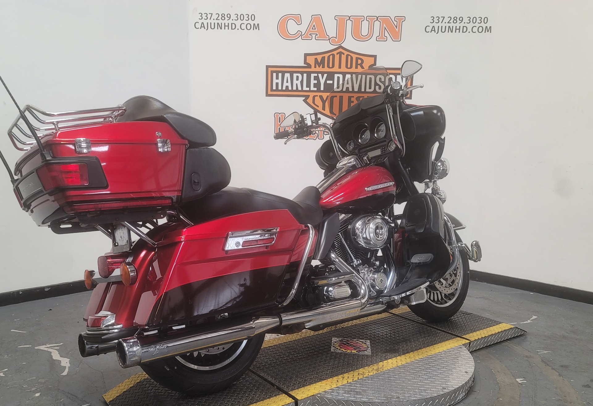 2012 Harley-Davidson Electra Glide® Ultra Limited in Scott, Louisiana - Photo 8