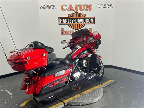 2010 Harley-Davidson CVO™ Ultra Classic® Electra Glide® in Scott, Louisiana - Photo 7