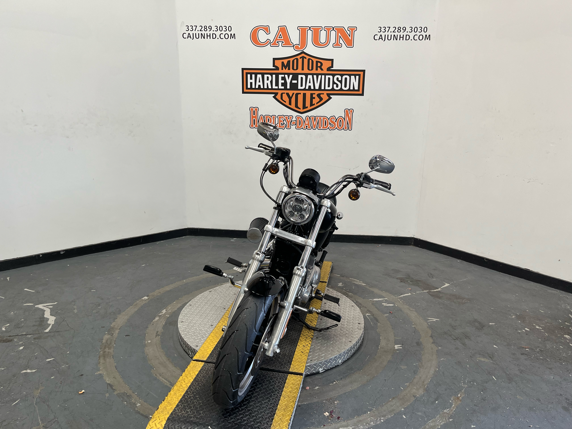 2013 Harley-Davidson Sportster® 883 SuperLow® in Scott, Louisiana - Photo 5