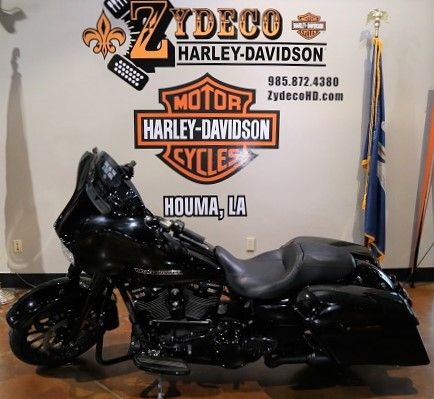 2018 Harley-Davidson Street Glide® Special in Houma, Louisiana - Photo 3
