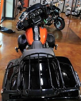 2017 Harley-Davidson CVO™ Street Glide® in Houma, Louisiana - Photo 7