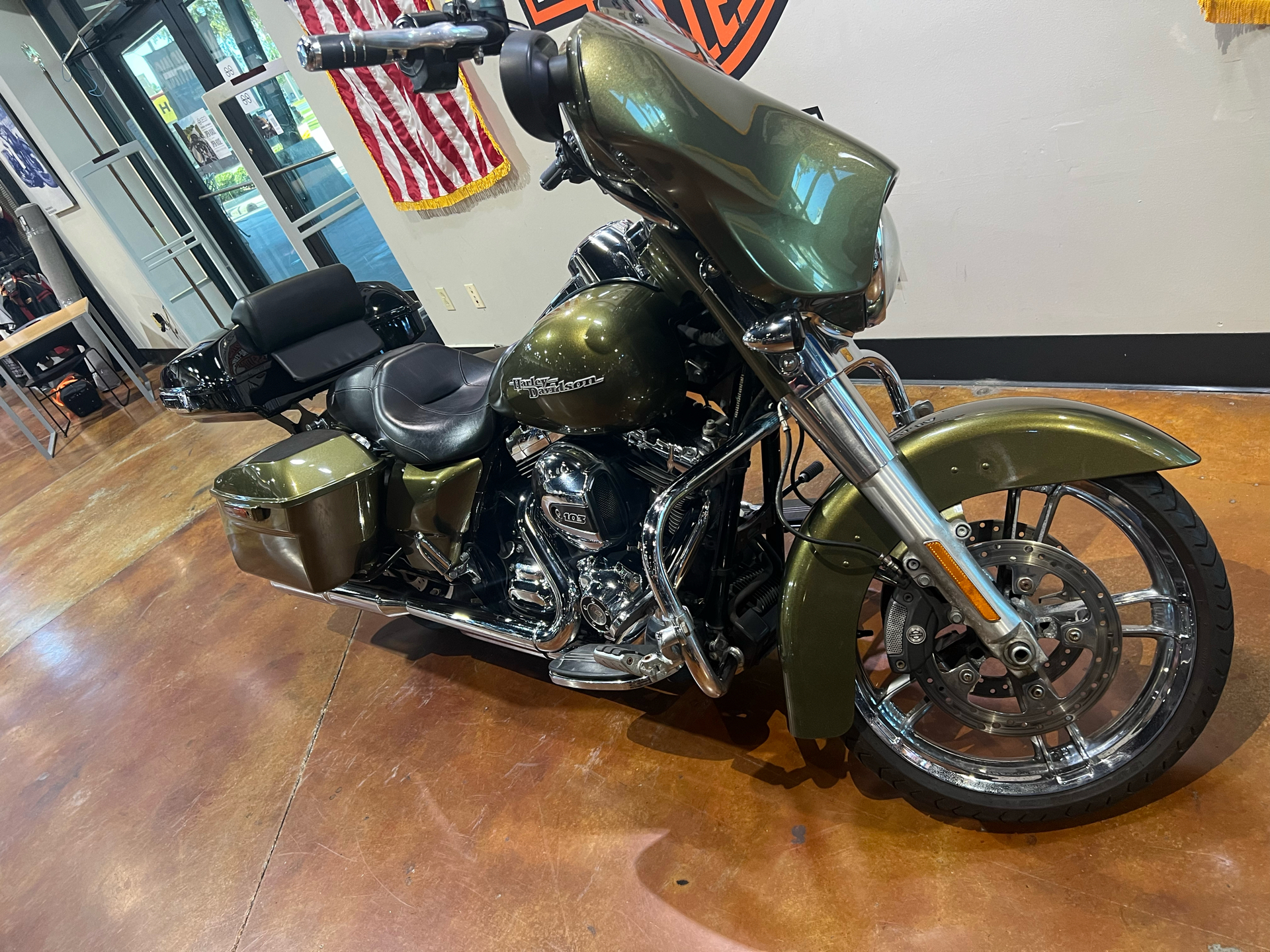 2016 Harley-Davidson Street Glide® in Houma, Louisiana - Photo 9