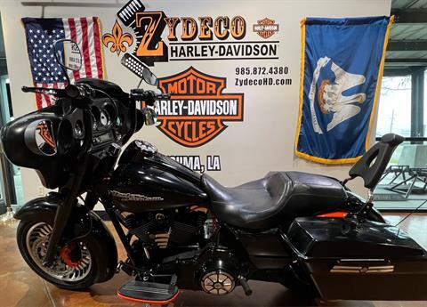 2012 Harley-Davidson Street Glide® in Houma, Louisiana - Photo 2
