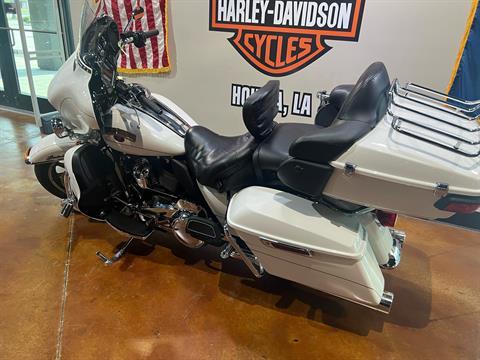 2017 Harley-Davidson Electra Glide® Ultra Classic® in Houma, Louisiana - Photo 8